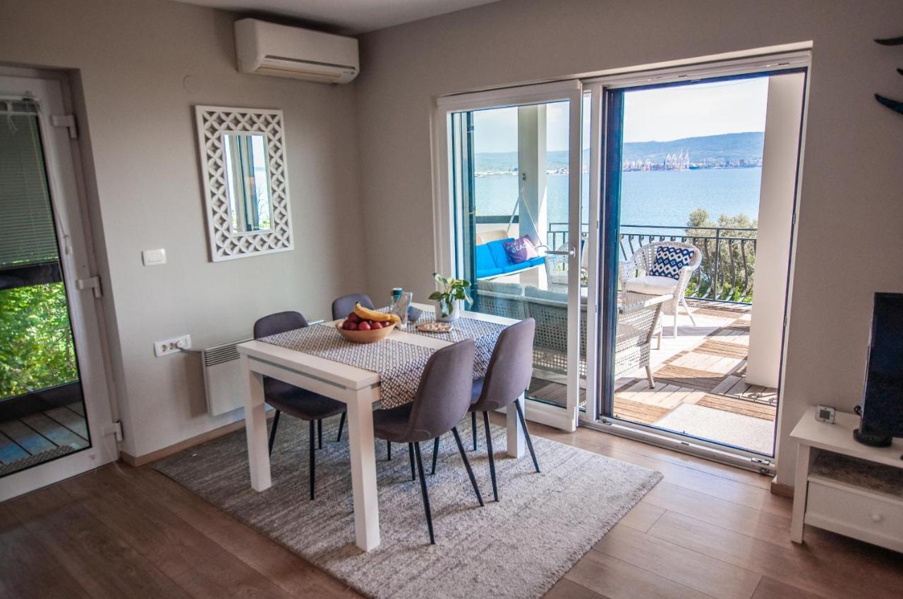 Sea View Apartments Debeli Rtic Ankaran Εξωτερικό φωτογραφία