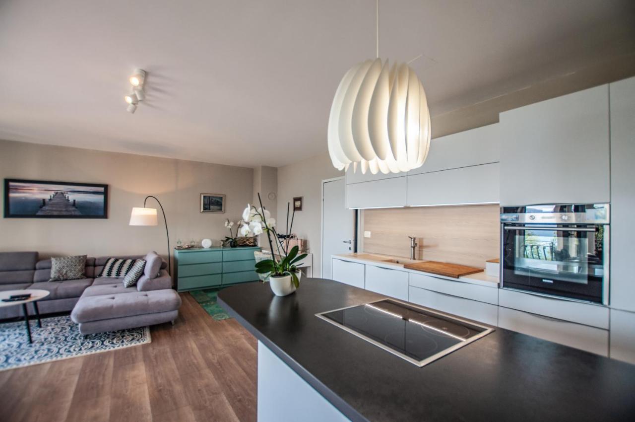 Sea View Apartments Debeli Rtic Ankaran Εξωτερικό φωτογραφία