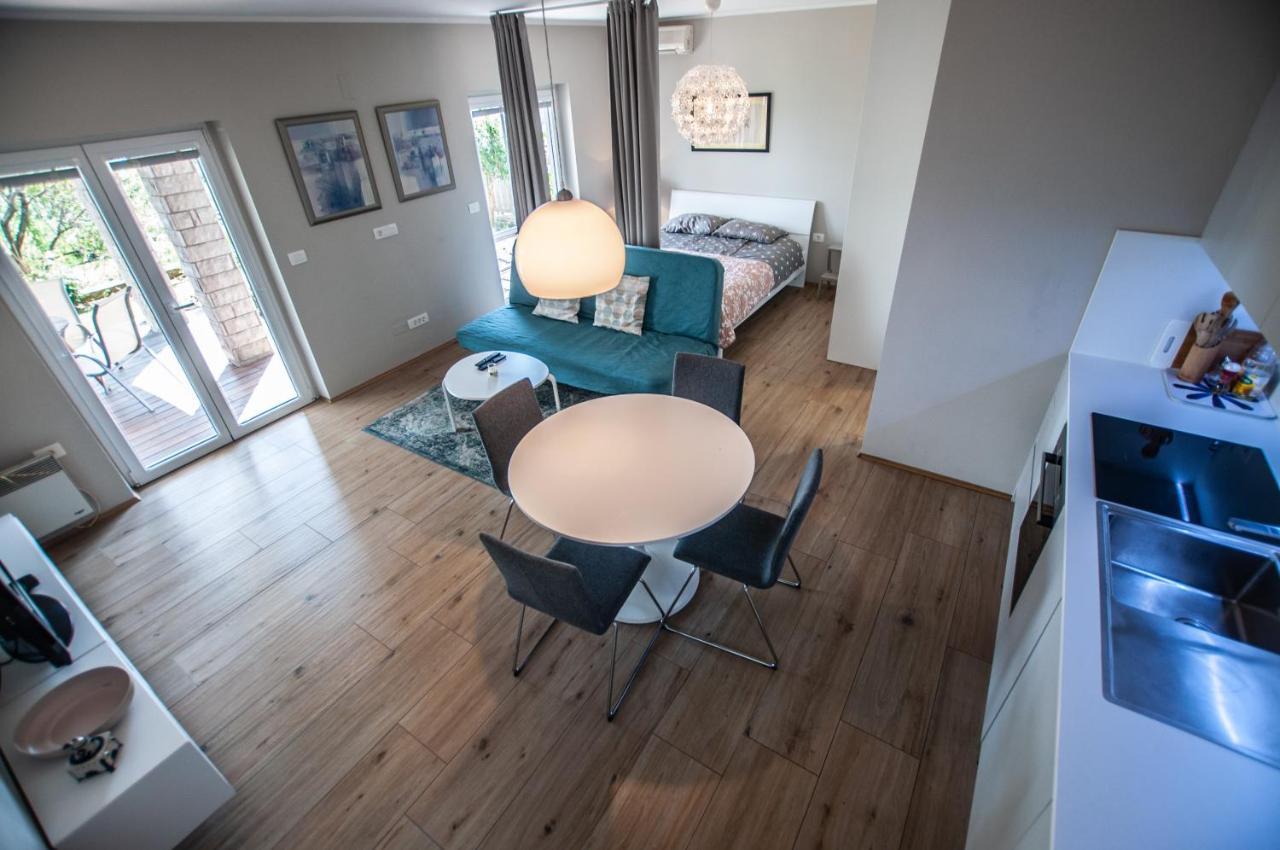 Sea View Apartments Debeli Rtic Ankaran Εξωτερικό φωτογραφία